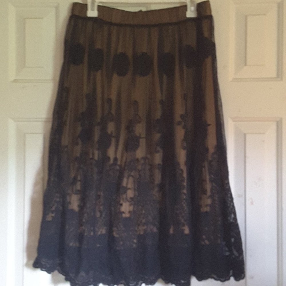 Tan Skirt With Black Lace
